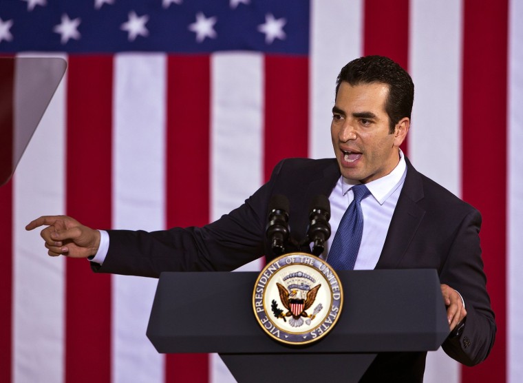 Nevada state Senator Ruben Kihuen speaks to the crowd on Saturday, Oct. 28, 2016.   