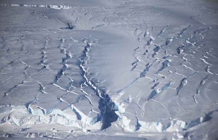 Image: NASA's Operation IceBridge Maps Changes To Antartica's Ice Mass