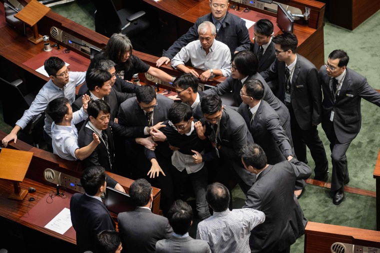 Image: TOPSHOT-HONG KONG-CHINA-POLITICS-INDEPENDENCE-DEMOCRACY