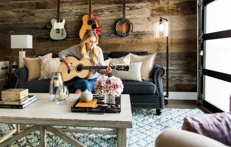 Kelsea Ballerini's home