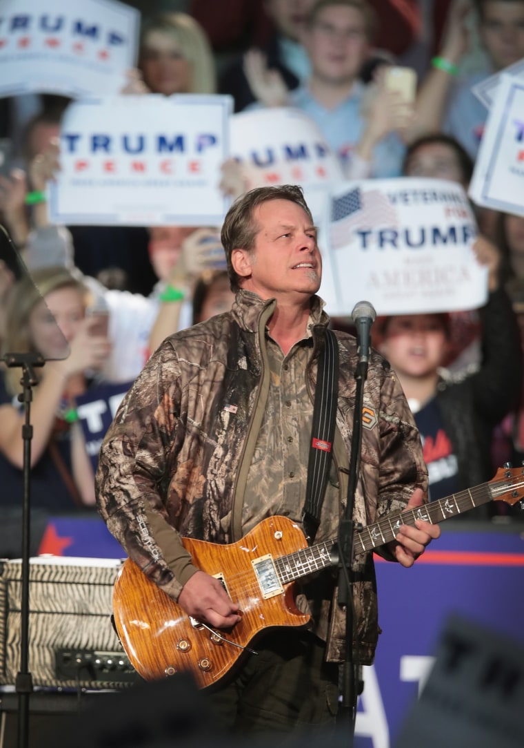 Image: Ted Nugent at Donald Trump rally in Michigan
