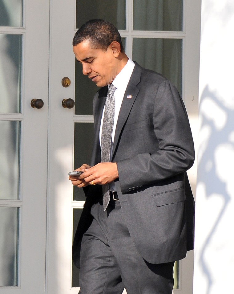 Image: Obama Returns To White House