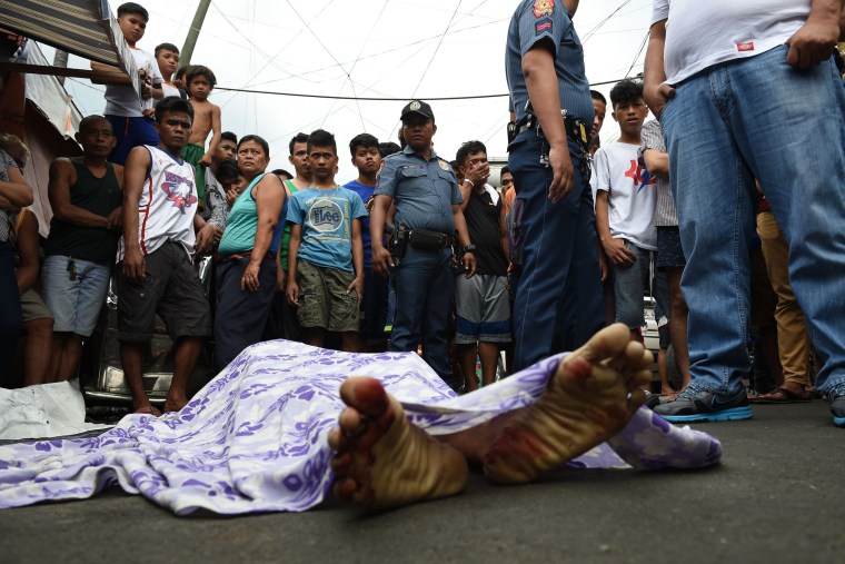 Image: TOPSHOT-PHILIPPINES-POLITICS-CRIME-DRUGS-DUTERTE
