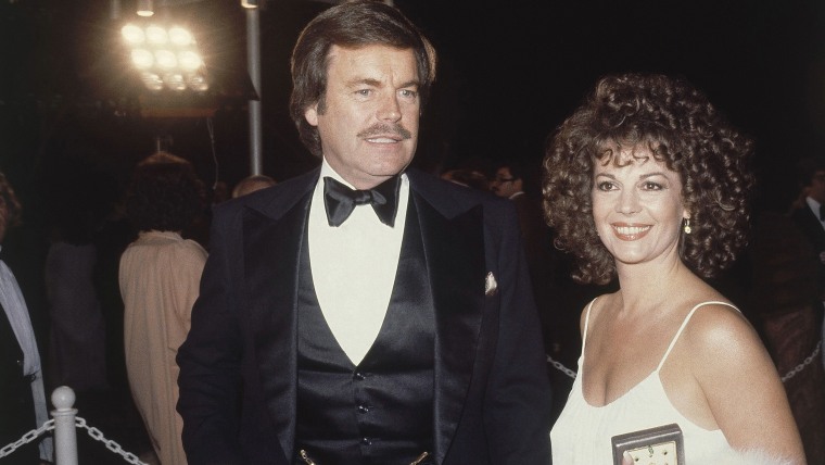 Robert Wagner reflects on loss of Natalie Wood: 'I thought my life was ...