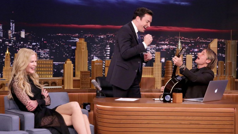 Nicole Kidman and host Jimmy Fallon are surprised by singer Keith Urban on November 17, 2016