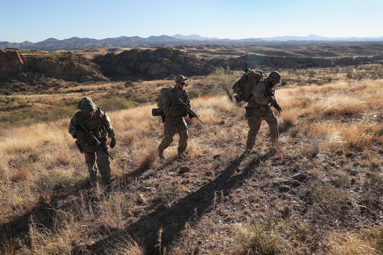 Image: American Civilian Paramilitaries Patrol U.S.-Mexican Border