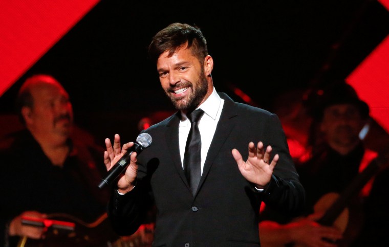 Image: Recording artist Martin speaks during the Latin Recording Academy Person of the Year award gala honoring Marc Anthony in Las Vegas