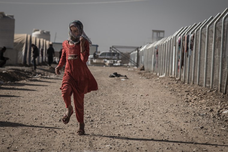 Image: Khazer Camp near Mosul, Iraq