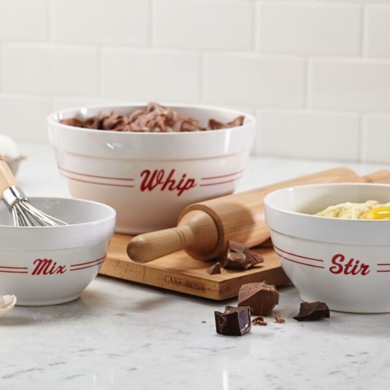 If someone loves to cook, then you can never ever ever have enough bowls. These are simply sweet!