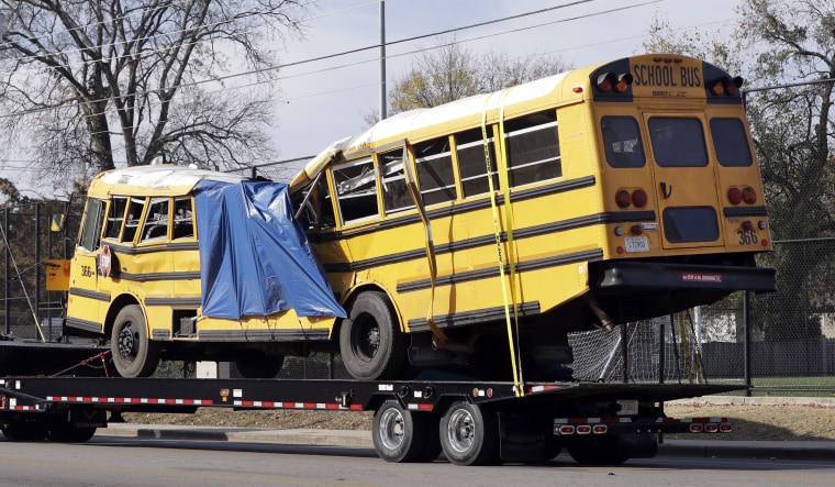 Image: Chattanooga bus crash