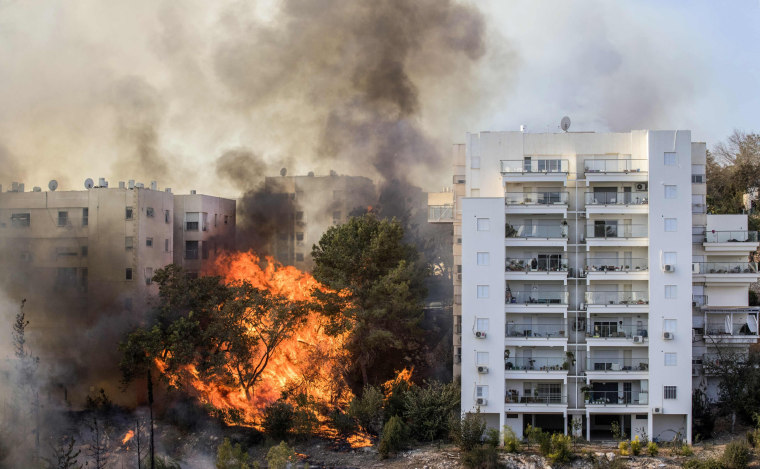 Image: TOPSHOT-ISRAEL-FIRE-HAIFA