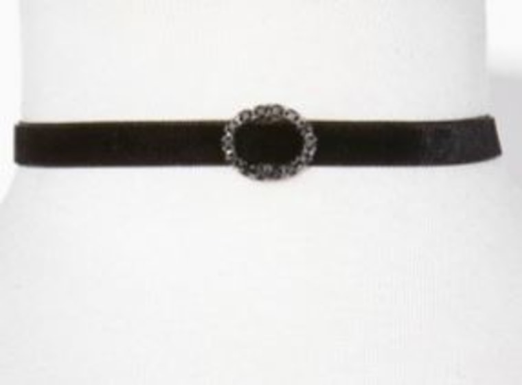 Velvet choker