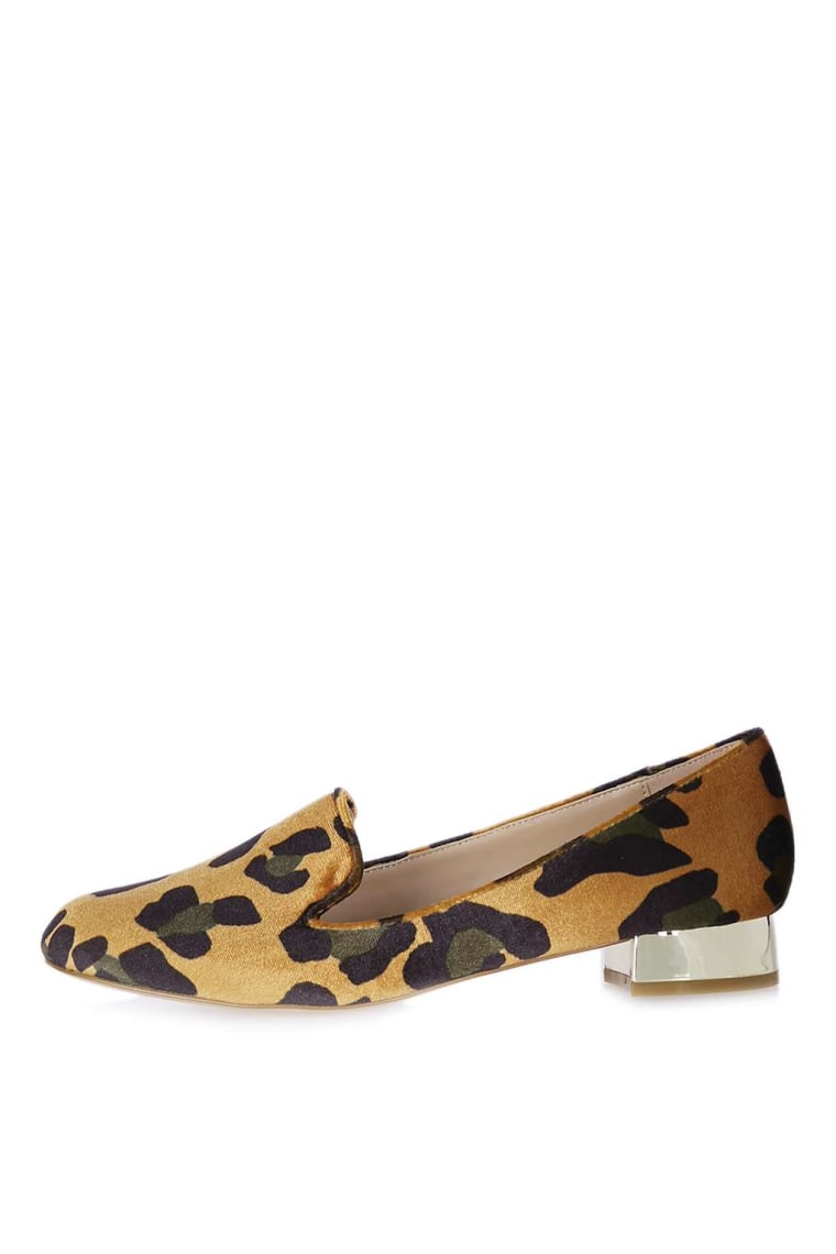 Leopard velvet loafers