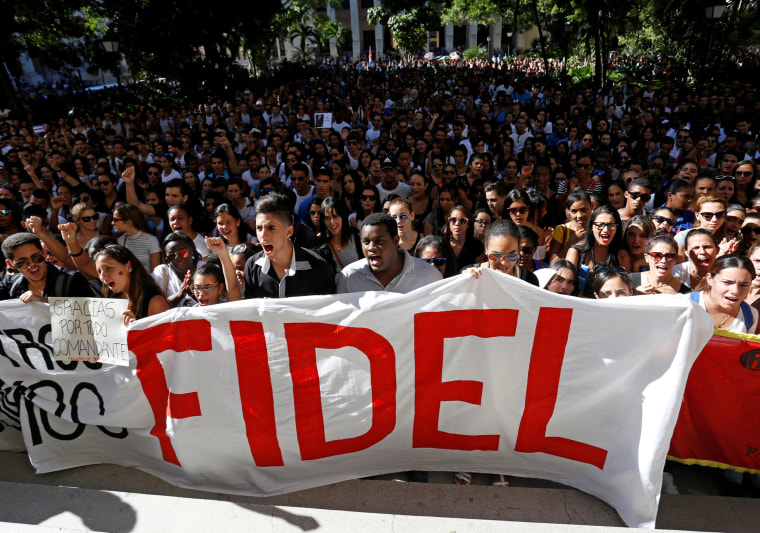 Image: Students of Havana University pay tribute to Cuba's late President Fidel Castro in Havana