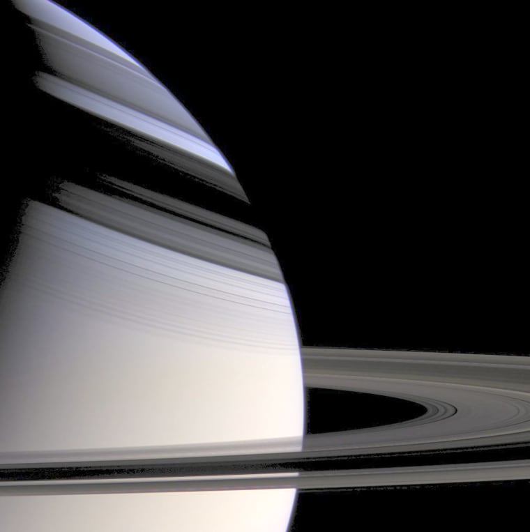 Image: Saturn's rings and shadows