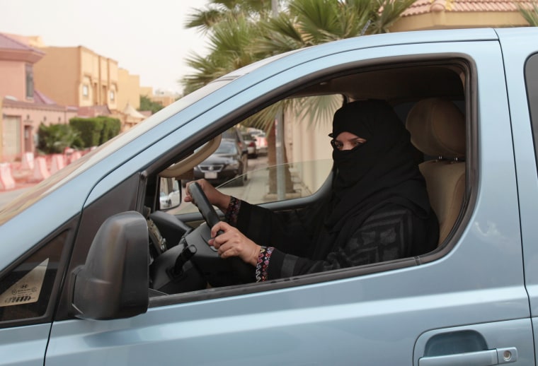 Image: Saudi-women-driving