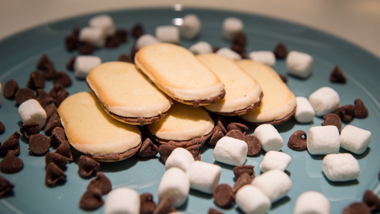 Toasted marshmallow Milano cookies