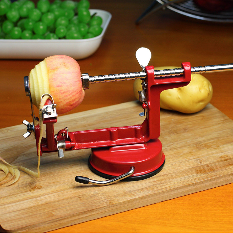 https://media-cldnry.s-nbcnews.com/image/upload/t_fit-760w,f_auto,q_auto:best/newscms/2016_49/1179638/excalibur-apple-peeler-corer-today-160512.jpg