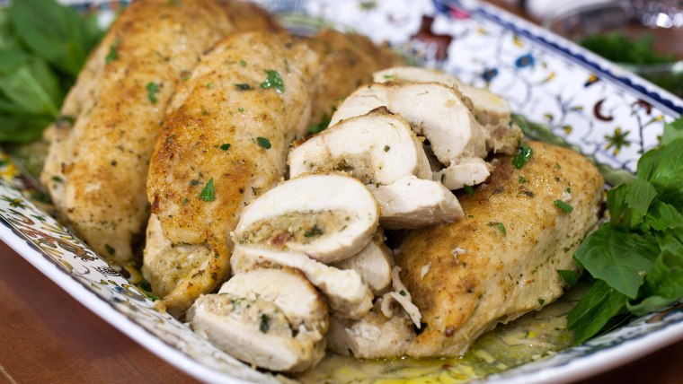 Elisa Constantini shares her recipes for scrumptious prosciutto-stuffed chicken breasts, plus a guest-worthy cannoli cake. TODAY, December 6th 2016.