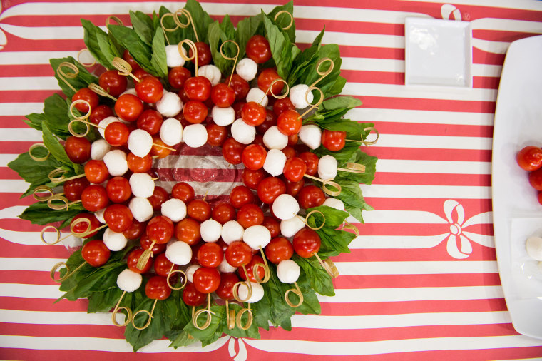 Holiday party hacks: Create an edible wreath