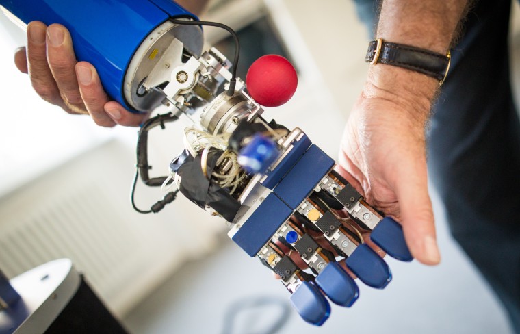 Image: A robotic hand