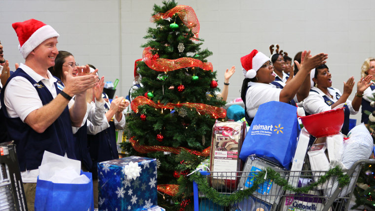 Walmart workers spread cheer at the Food Bank