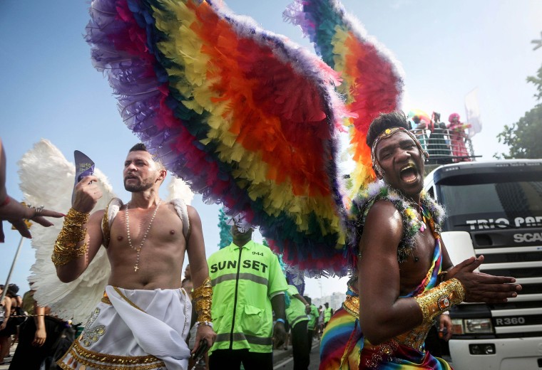 Thousands Celebrate Annual Rio Gay Pride