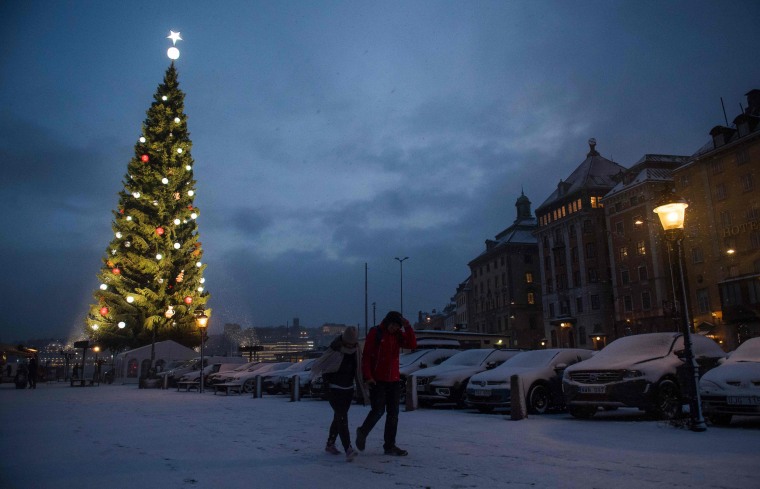 Image: SWEDEN-TRADITION-CHRISTMAS-TREE