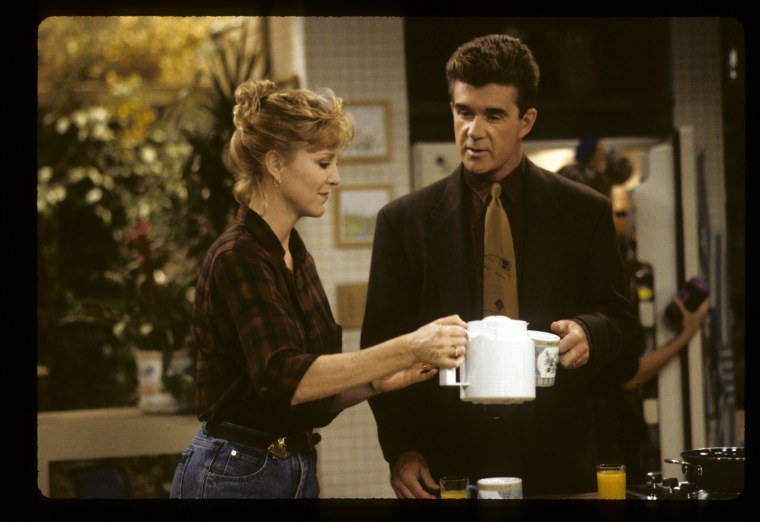 Image: Joanna Kerns and Alan Thicke 