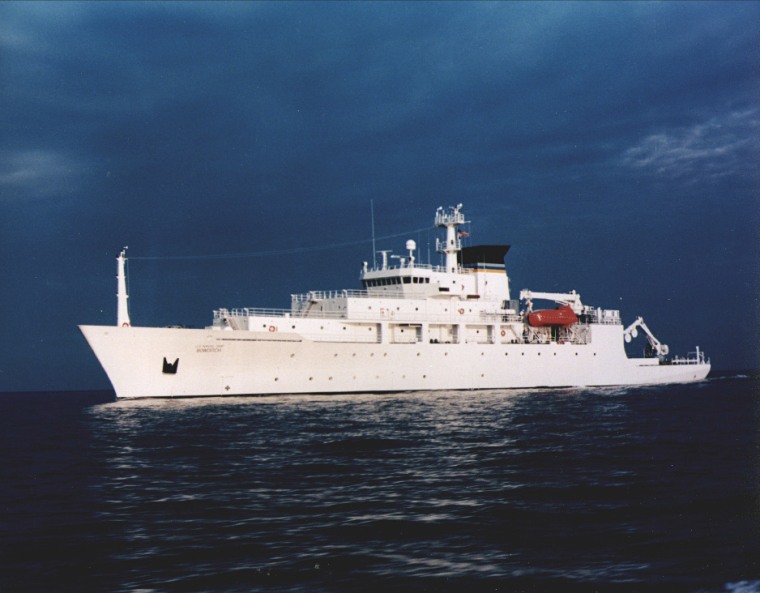 Image: USNS Bowditch