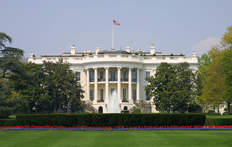 White House (Karen Bleier / AFP-Getty Images)