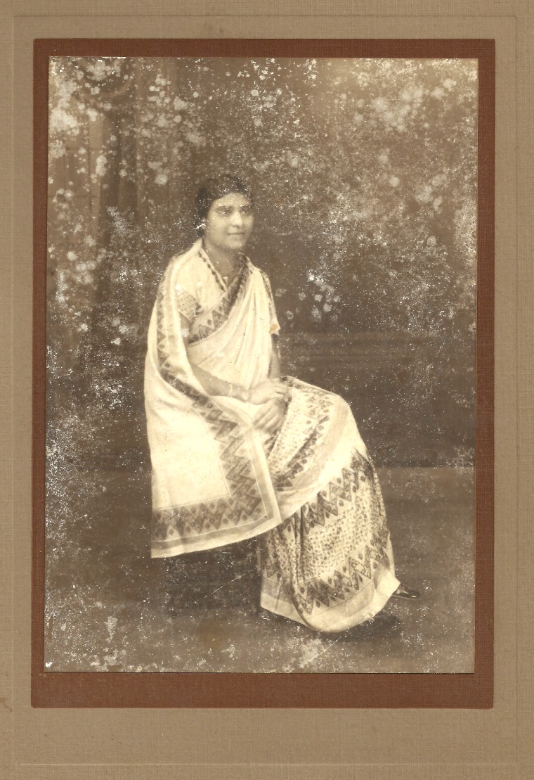 A young Esther Isac Sankar in 1920