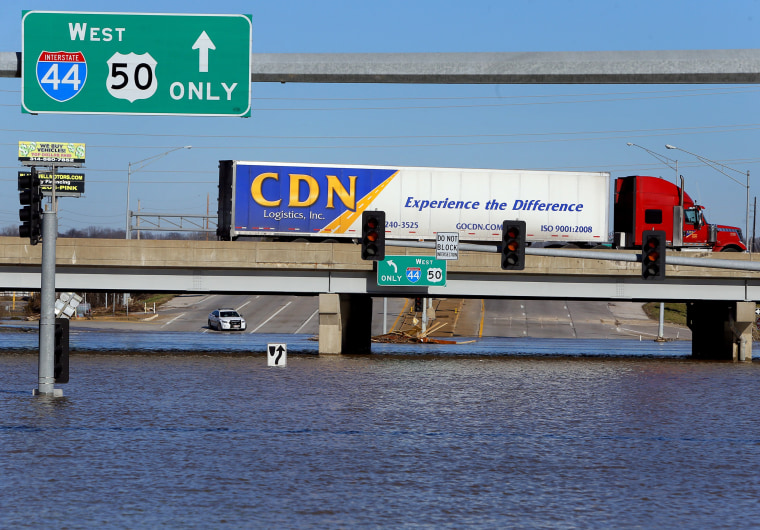 Image: Floodwaters in St. Louis