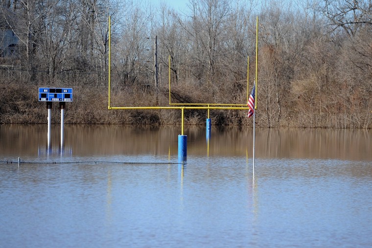 Image: Missouri Confronts Major Flooding in 16 Counties as Rivers Crest