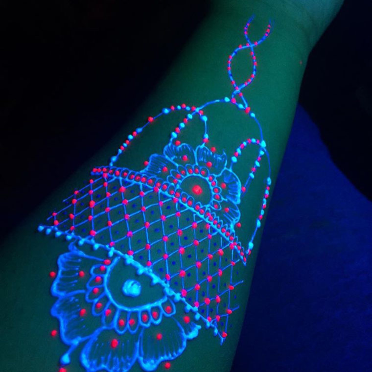 UV Henna Tattoos