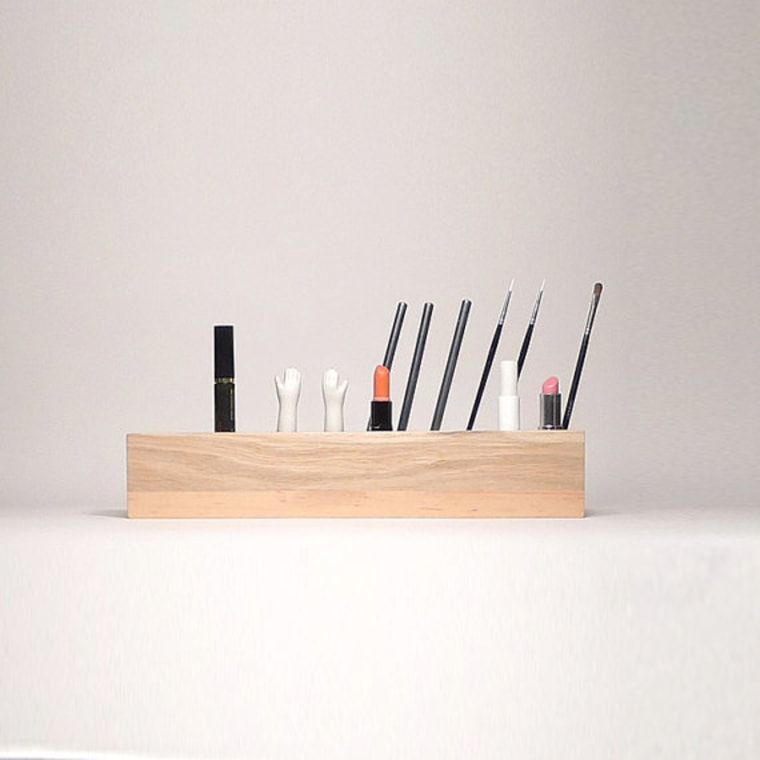 Makeup organizer