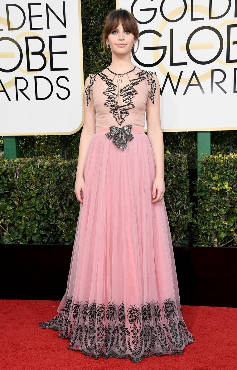 Felicity Jones Golden Globes red carpet 2017