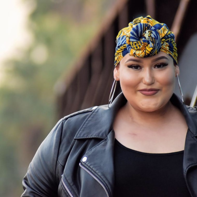 22-year-old makeup enthusiast Amanda Ramirez is "kicking cancer's ass" and inspiring women to play with makeup during chemotherapy treatments.