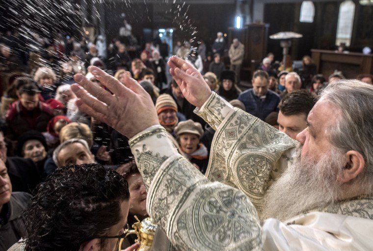 Macedonian Orthodox believers celebrate Christmas