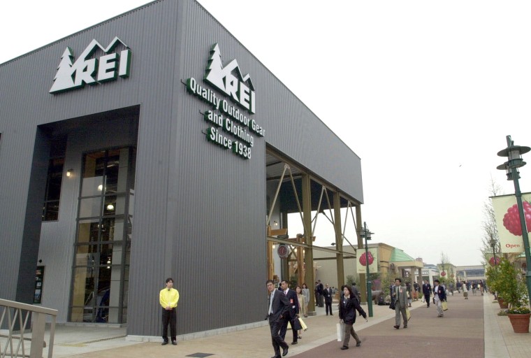 REI JAPAN FLAGSHIP STORE