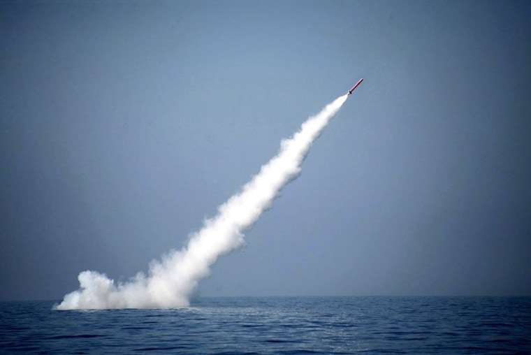 Image: Pakistan test fire cruise missile from a submarine in the Indian Ocean