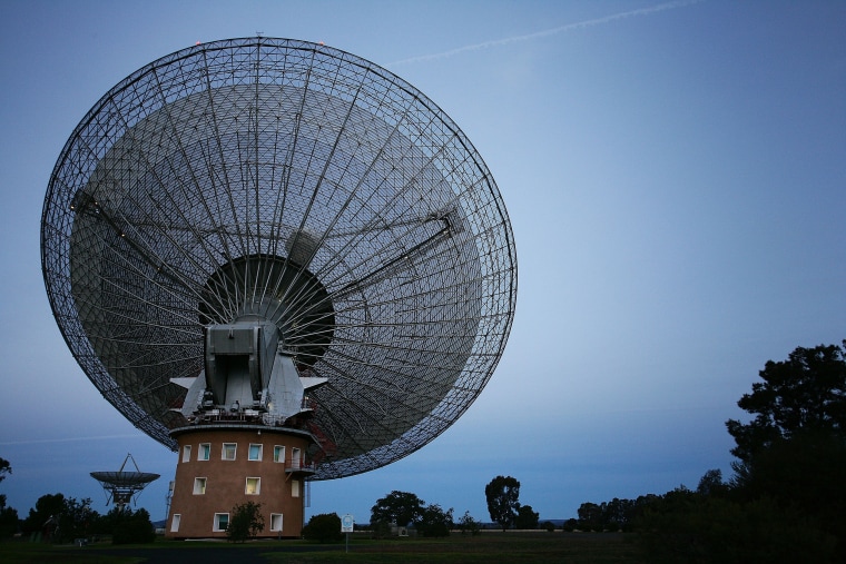 Image: CSIRO's Parkes Observatory radio telescope is seen on June 13, 2009 in Parkes, Australia.