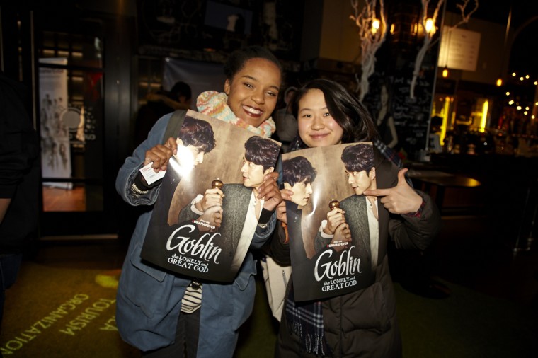 K-drama enthusiasts at the Dramafever Cafe event.