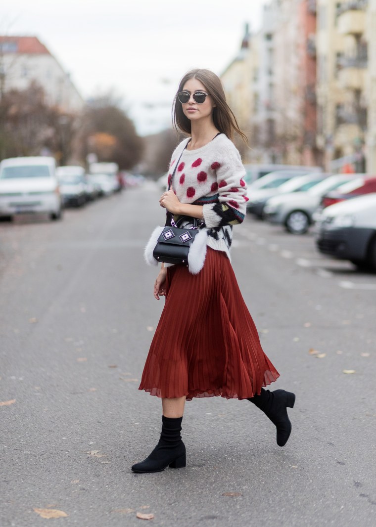 How to wear pleated skirts, sneakers, cardigans and more