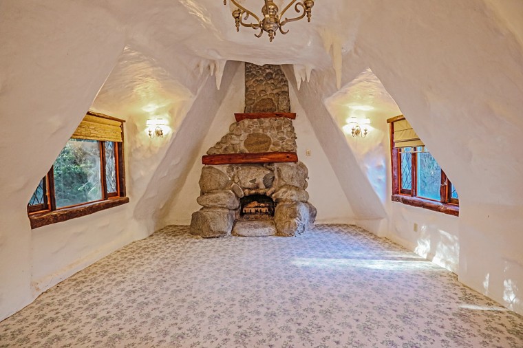 Home that looks like Snow White's cottage