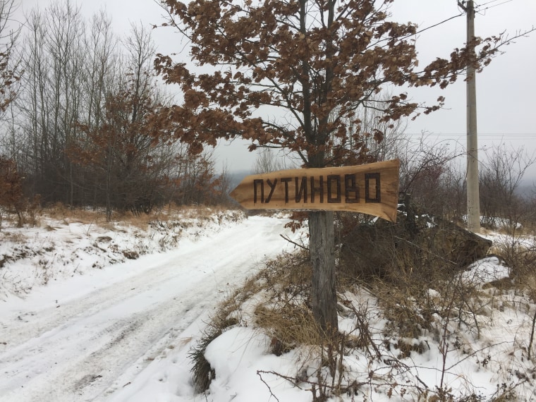 Image: Direction to Putin's village