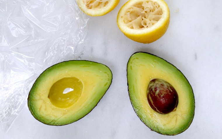 Keeping an Avocado Fresh with FoodSaver