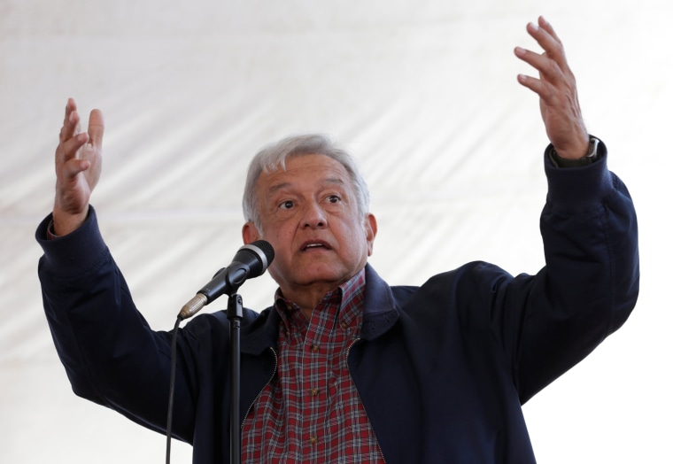 Image: MORENA party leader Obrador gives a speech to supporters in Tlapanoloya