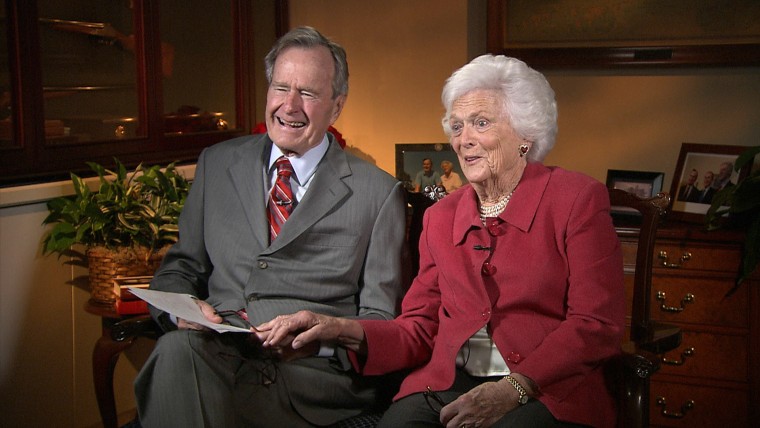 George H.W. Bush and Barbara Bush read letters