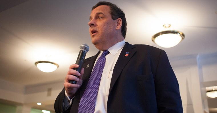NJ Governor And Presidential Candidate Chris Christie Campaigns In New Hampshire